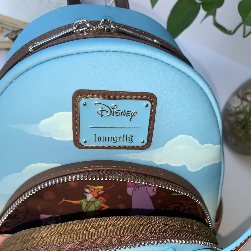 New Loungefly Disney Robin Hood and Maid Marian Backpack. - Picture 7 of 8